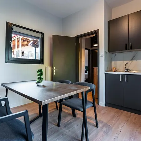 George House Apartament *